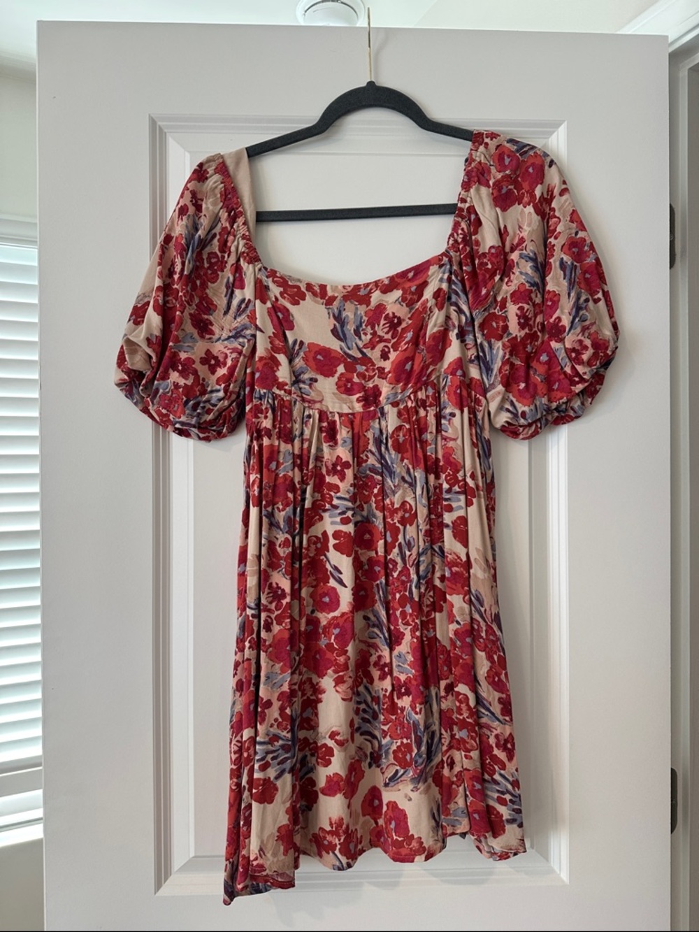 vestique Red Floral Puff-Sleeve Mini Dress on Cream